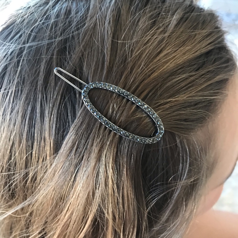 Glamorous Black Rhinestone Hair Clip